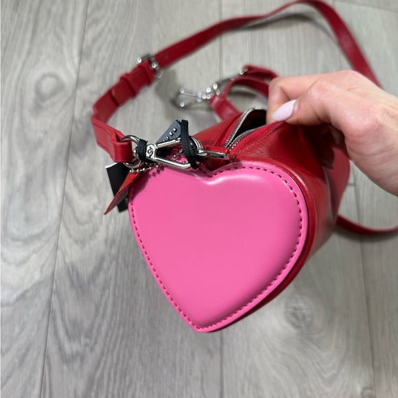 Danier Dreana Tubular Heart Round Bag Red Pink - Picture 6 of 16